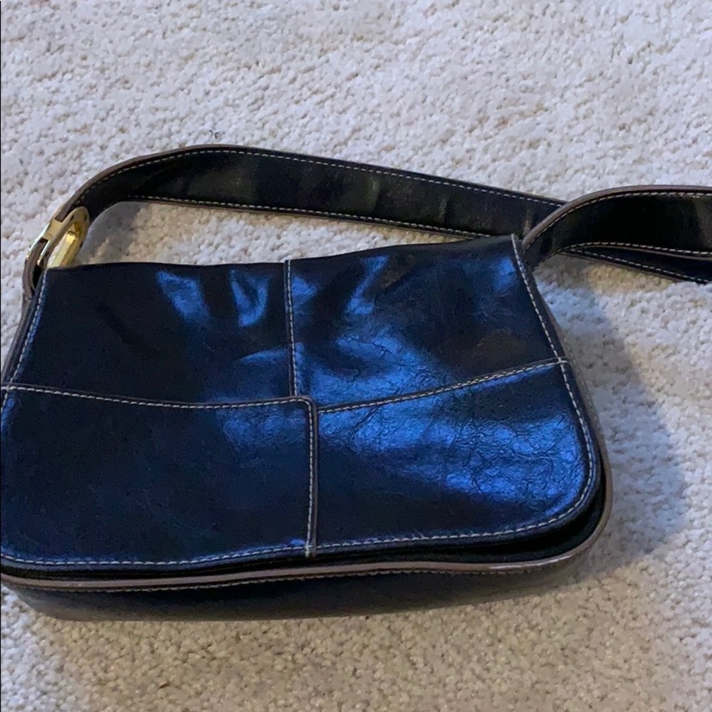 Small leather shoulder bag